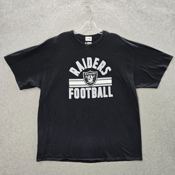 Oakland Raiders Men Shirt 2XL Black Logo Graphic Short Sleeve Crew Neck Tee - Picture 1 of 8